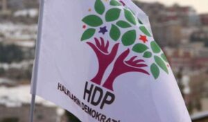 HDP İzmir İl eş başkanları ve ilçe başkanı gözaltında