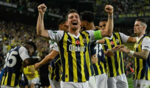 Fenerbahçeli futbolcu Mert Hakan Yandaş’tan yeni transferlere büyük övgü!