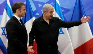 Macron ve Netanyahu bir arada