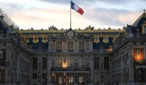 Fransa’da Versailles Sarayı’nda bomba ihbarı