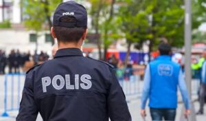 Polislerden polislere operasyon: 46 gözaltı