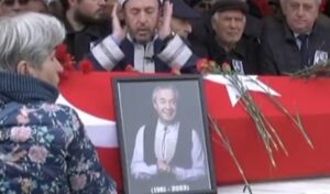 Metin Uca’nın cenaze töreninde provokasyon!