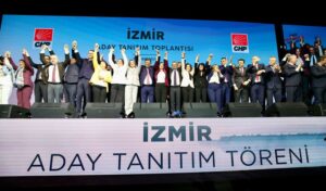 CHP İzmir il ve ilçe belediye başkan adaylarını tanıttı