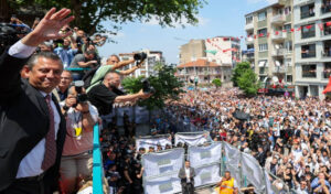 Özgür Özel: Kaybede kaybede kazanmayı öğrendik