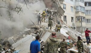 Rusya-Ukrayna savaşı: Bina yerle bir oldu, çok sayıda ölü var