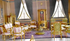 Koltuğu kaybeden AK Partili başkan mobilyaların peşine düştü