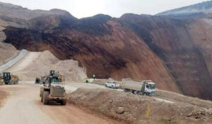 Erzincan İliç’te toprak kayması