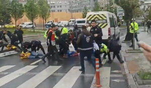 Taksim’de polis müdahalesi