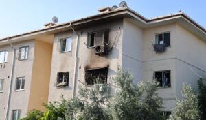 Apartman dairesinde feci yangın… Anne ve oğlu hayatını kaybetti