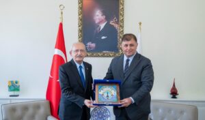 Kılıçdaroğlu, Cemil Tugay’ı ziyaret etti