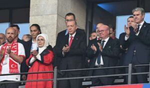 UEFA Erdoğan’a sansür mü uyguladı ?
