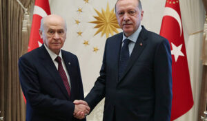 Erdoğan ile Bahçeli’nin sürpriz görüşmesi başladı