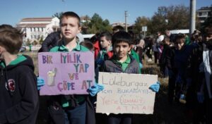 Lüleburgaz Belediyesi’nden ‘İyilik Yap Çöpe At’