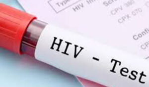 AIDS sebebi ile ölen çocuğa babası istismar etmiş