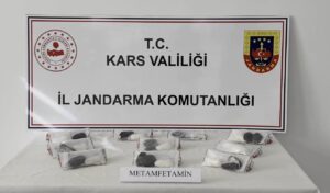 Kars’ta İranlı yolcunun makatından ‘uyuşturucu’ çıktı