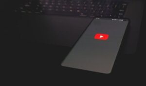 YouTube yeni arayüzünü test etmeye başladı